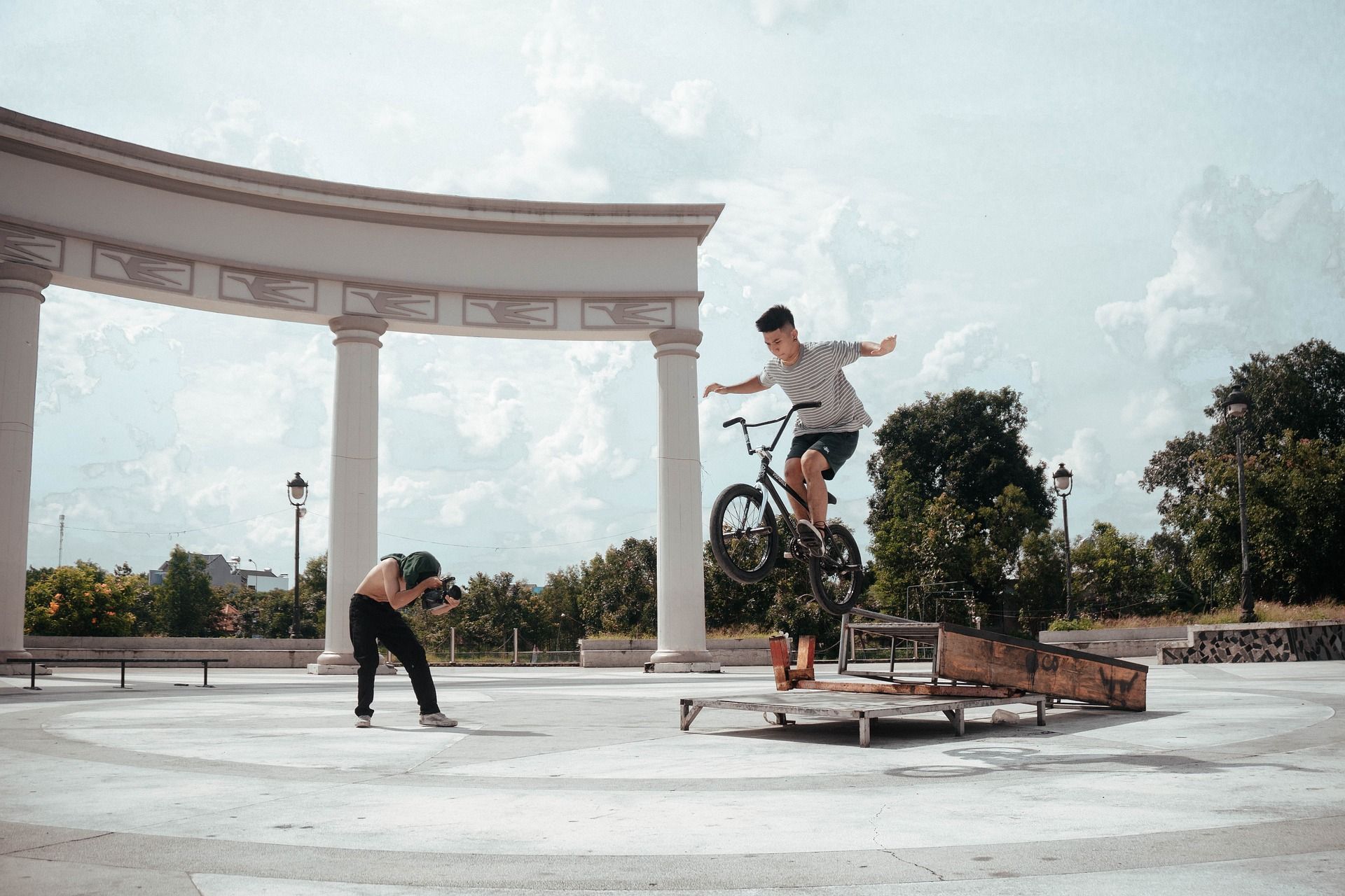 Wheelie Wizards - Meistere mit BMX den Voltaplatz für Kinder ab 8 Jahre