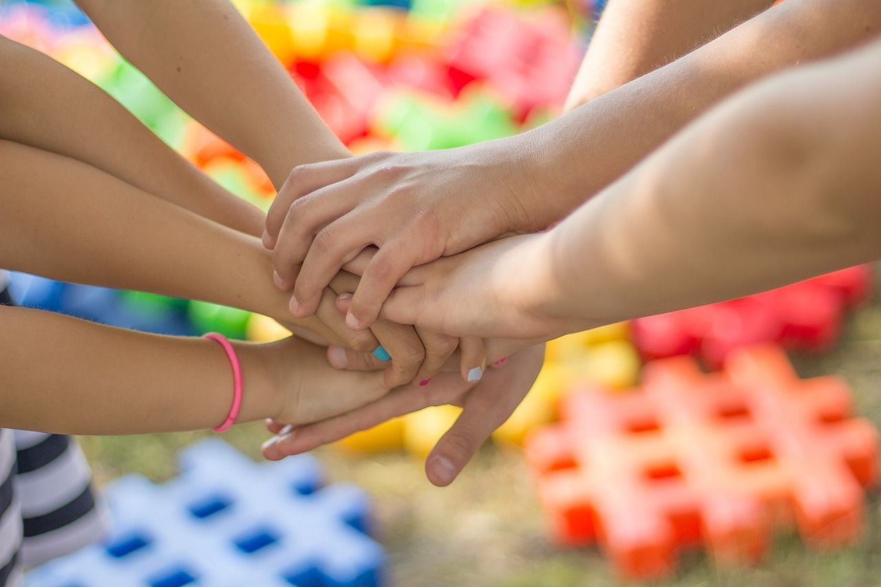 Offene Spielgruppe - Gemeinsam spielen, entdecken und lachen. Für Eltern mit Kindern bis zu 3 Jahren