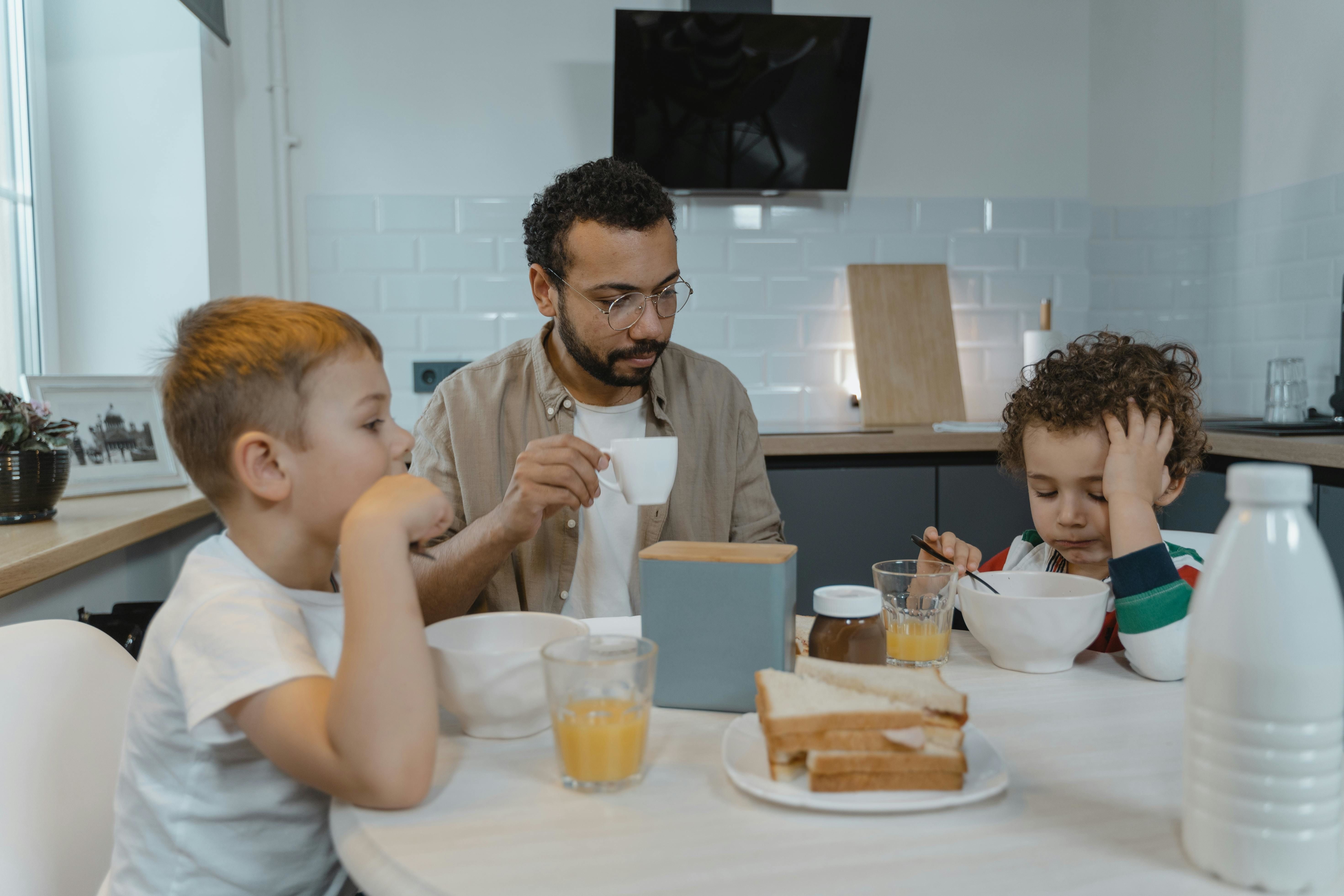 Gesunde Ernährung für Kinder: Wählerisches Essverhalten- Hilfe mein Kind mag kein Gemüse & emotionaler Hunger